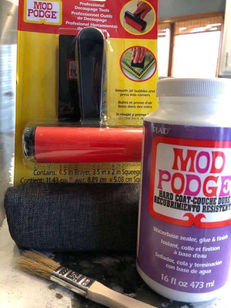 Mod Podge Hard coat variety decoupage glue.
