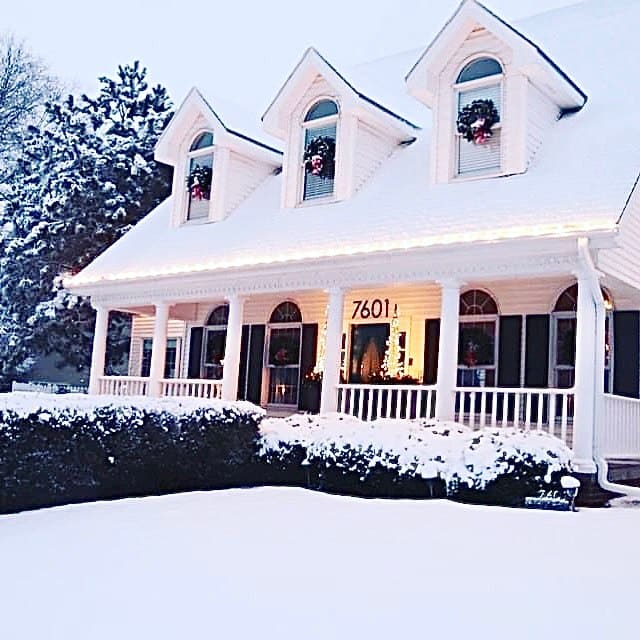 A snowy Happy New Year house