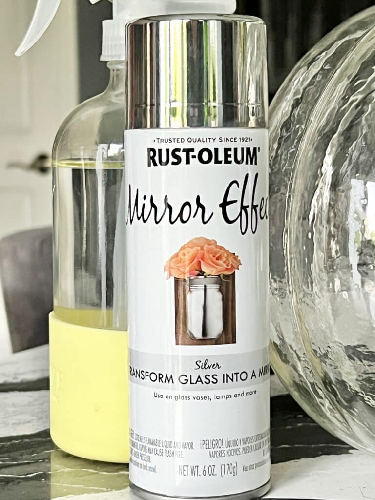 A can of Rust-Oleum Mirror Effect spray paint.