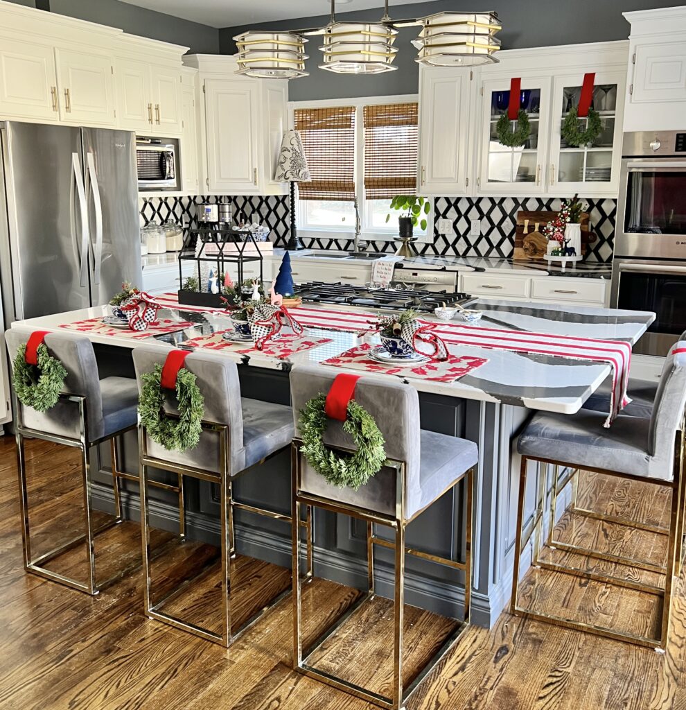 A colorful Christmas home tour of the kitchen.