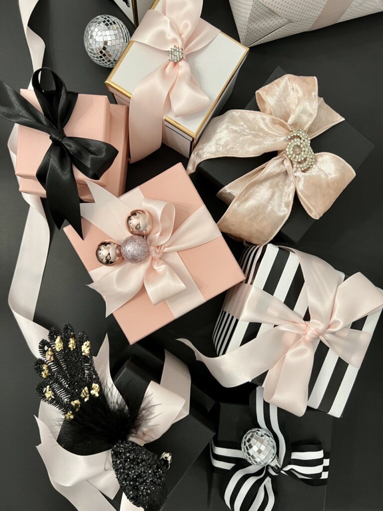Glamorous Christmas gift-wrapping ideas