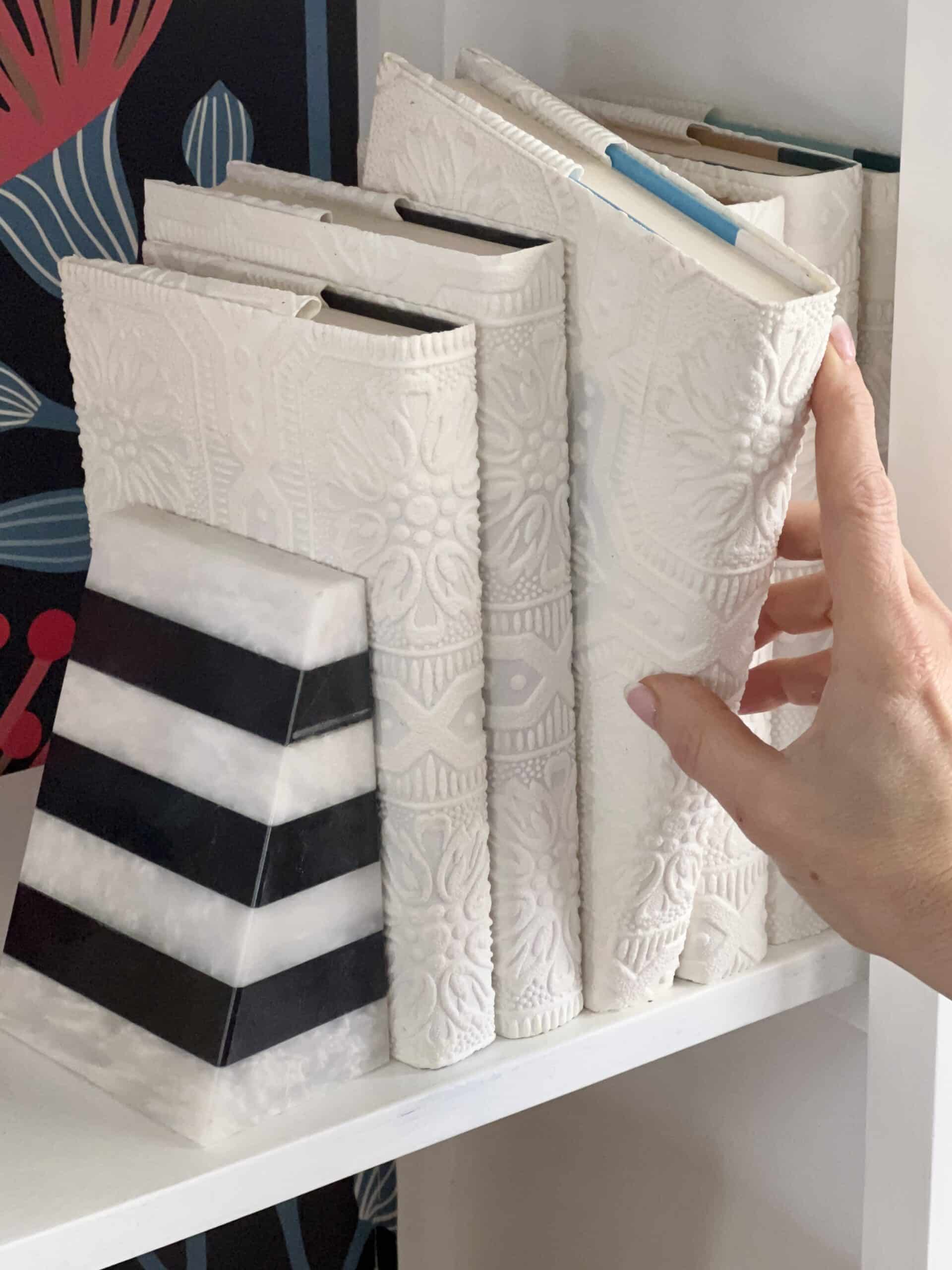 An Astonishing Before and After Bookcase Makeover - Sonata Home Design