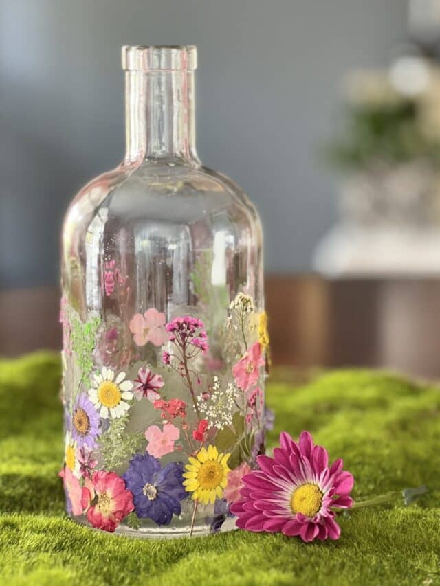 The-Easiest-Pressed-Flower-Vase-Decor-for-Your-Kitchen-Sonata-Home-Design