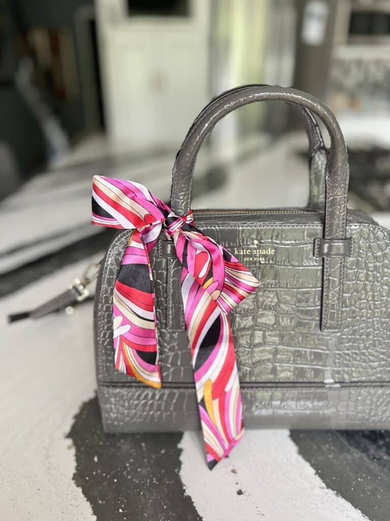 How To Tie A Bow On Handbag