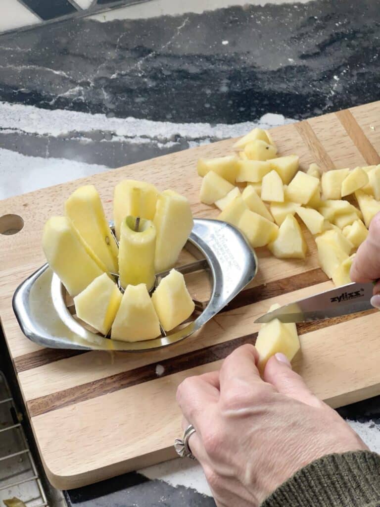 
Chopping apples.