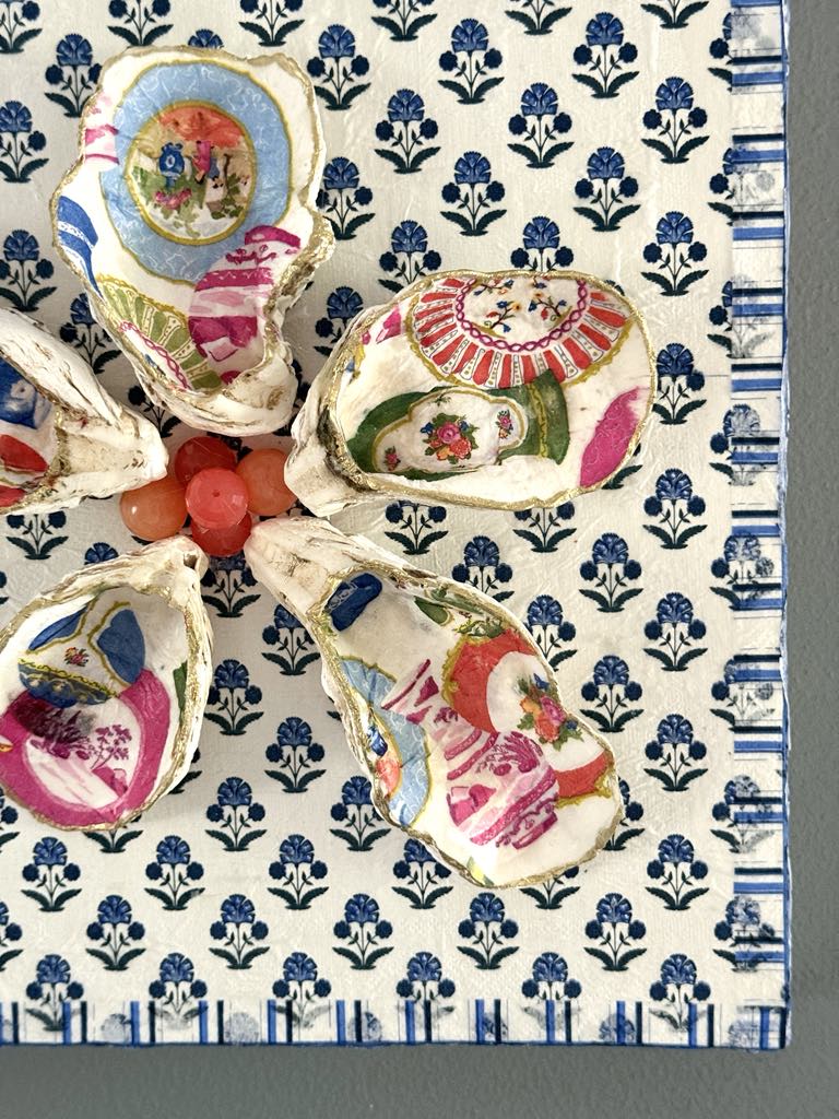 Decoupage Shells as Wall Art: DIY Oyster Shell Flowers