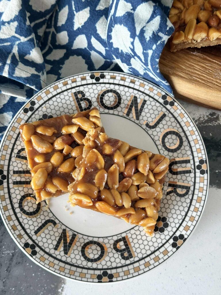 Irresistible Salted Peanut Bars Recipe for Sweet-Salty Lovers