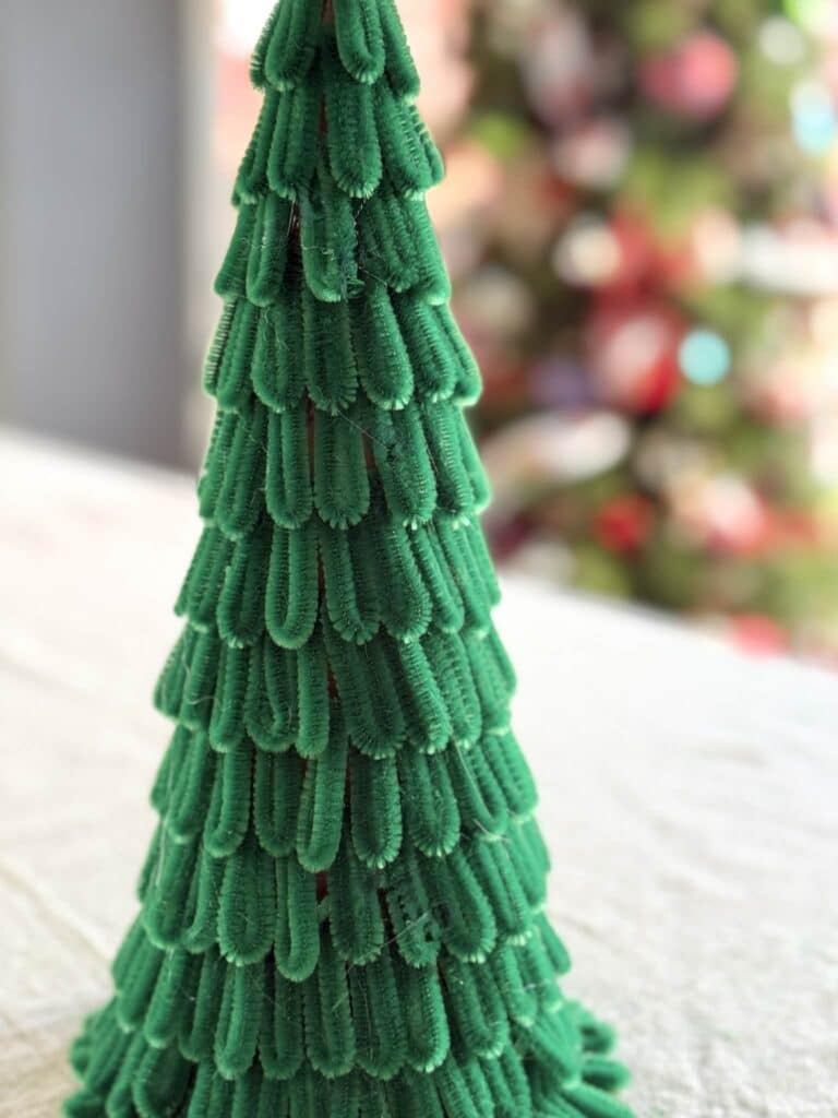 pipe cleaner Christmas tree on a table