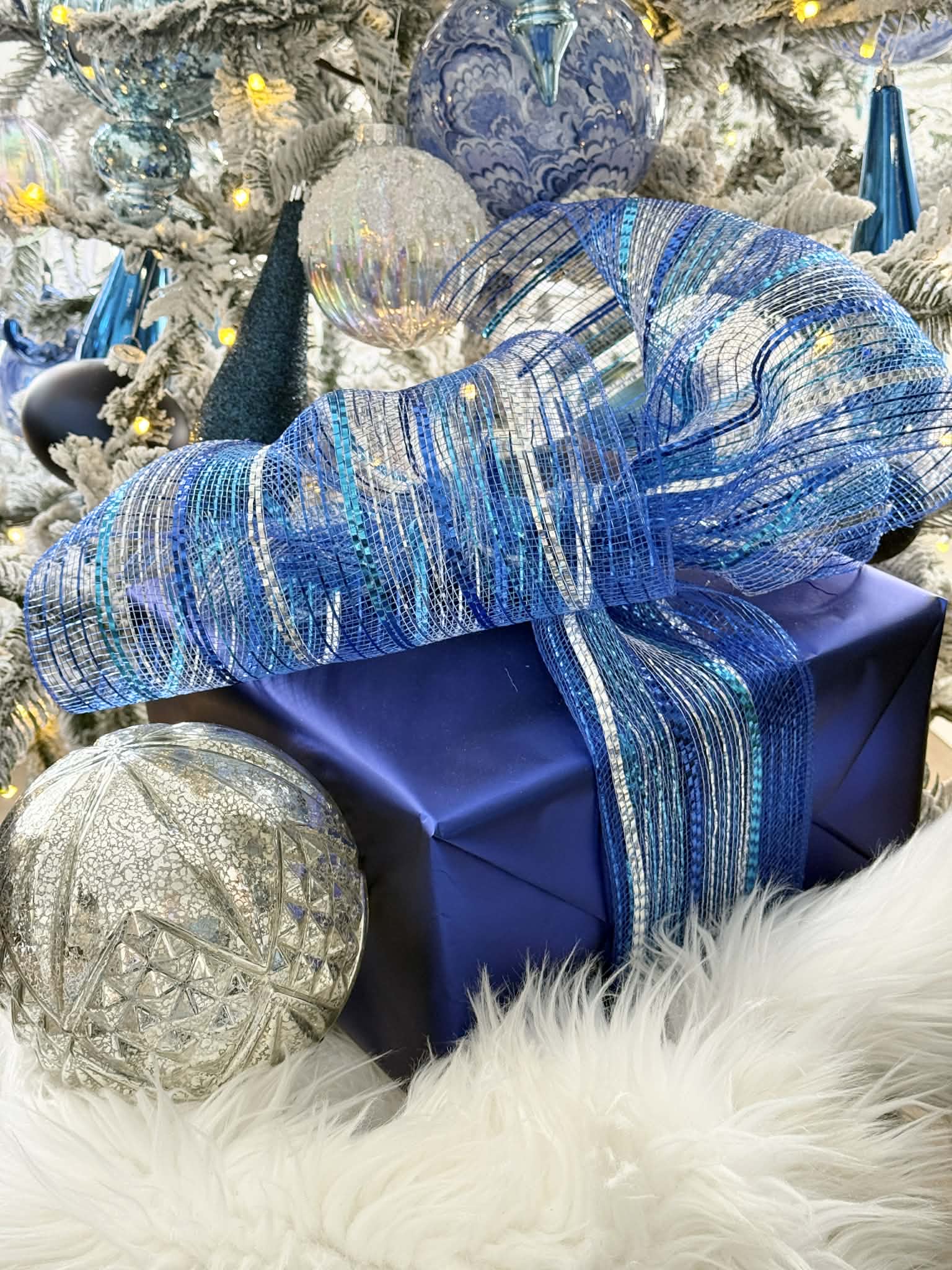 Blue Christmas Decorating Ideas: Elegant Ways to Style Your Holiday Home