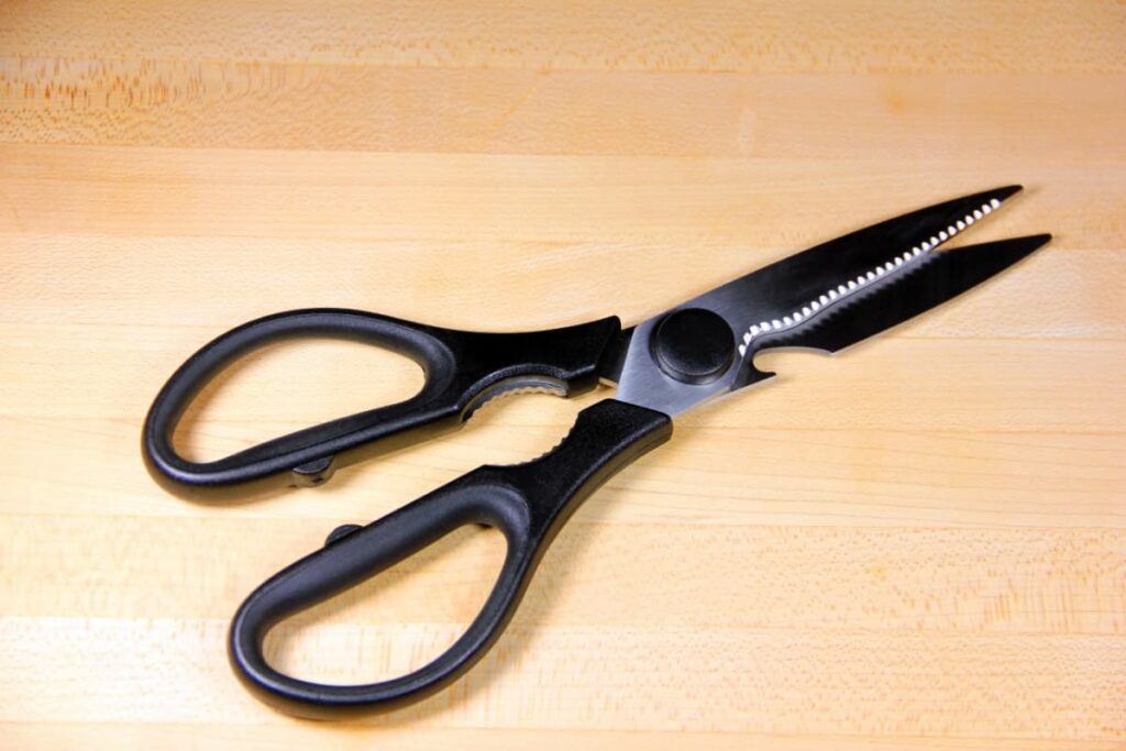 A pair of scissors.