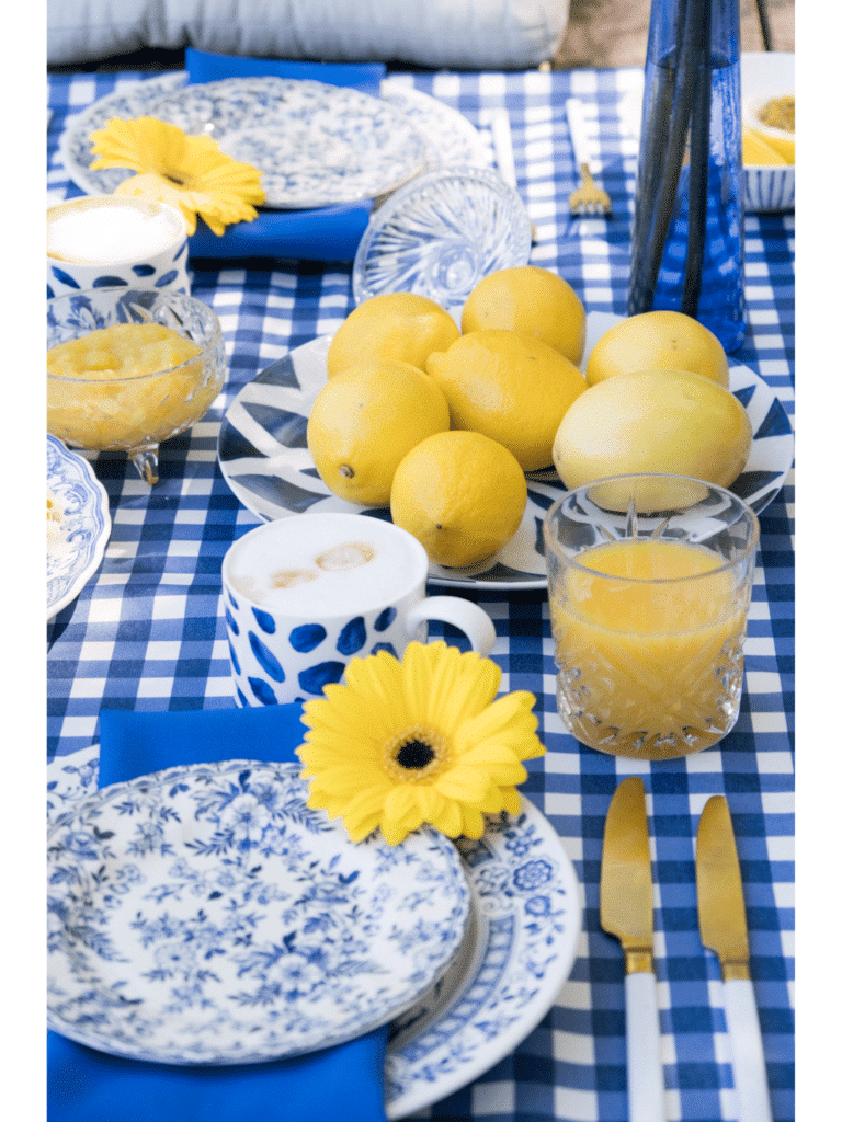A blue and white lemon tablescape in the kitchen.