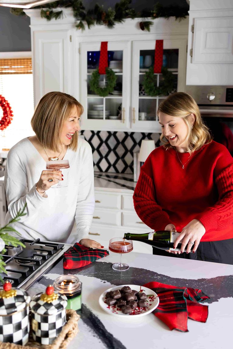 Twinkling Lights and Festive Bites: Your Holiday Entertaining Guide